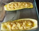 Une image de l'étape 1 de Courgettes farcies au quinoa.