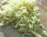 Hình bước làm 2 của món Ruốc cá hồi cho bé ăn dặm
