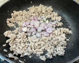 รูปขั้นตอนการทำที่ 5 ของ ลาบหมู