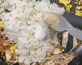 Foto langkah ke 4 dari resep Nasi Goreng Suka-Suka.