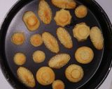 صورة لخطوة 3 من وصفة معمول بالحليب المكثف والمحلى 👌😋