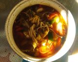 Foto langkah ke 6 dari resep Sup jamur enoki sat set.