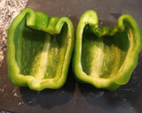 Foto del paso 3 de la receta: Pimiento verde relleno de pastel de carne