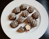 A picture of step 9 of Chocolate coconut truffles.