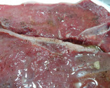 Foto del paso 1 de la receta: Entrecot con salsa confitada sobrasada y champiñones