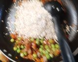 A picture of step 2 of Masala oats.