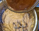 Foto langkah ke 6 dari resep Chocolate Creamcheese Butter Cake.