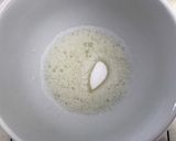A picture of step 5 of Japanese Soufflé Pancake.