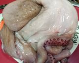 Foto del paso 1 de la receta Pulpo a feira sobre parmentier de patata y lechuga de alga