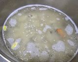 A picture of step 1 of Wild Rice and Prawns.