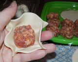 Foto del paso 8 de la receta: Pelotitas sorpresa o albondiguitas en camisa