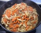 Une image de l'étape 12 de Carottes et panais en sucré salé.