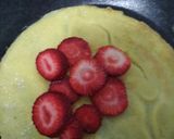 Foto del paso 3 de la receta: 🍓Tipo crepe de huevo con frutillas o banana.🍌