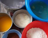 Foto langkah ke 1 dari resep Cake Kukus Putih Telur.