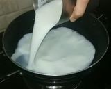 A picture of step 1 of Badam milkshake.