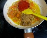 A picture of step 3 of Dal Pakwaan.
