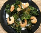 烤羽衣甘藍佐蝦子的食譜步驟3照片