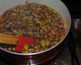 A picture of step 3 of Pistachio balls.
