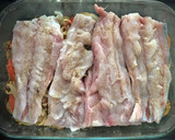 Foto del paso 4 de la receta: Lubina al horno con patatas
