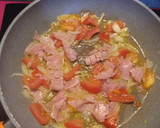 Foto del paso 1 de la receta: Torti pizza con espinacas tomate jamón york y queso