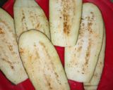 A picture of step 1 of Besani brinjal kachari.