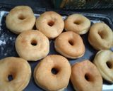 Foto langkah ke 4 dari resep Donat super empuk untuk jualan dan untung.