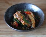 A picture of step 4 of Stir fried tin of sardines with chilli spinach 🐟 🌶.
