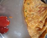 A picture of step 4 of Radish paratha.