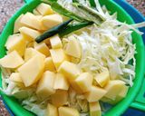 A picture of step 1 of Cabbage and Potato Subji.