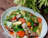 รูปขั้นตอนการทำที่ 4 ของ ผัดผักรวมไก่