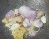Foto langkah ke 2 dari resep 1040. Tumis Cumi Asin Cabe Ijo Pete.