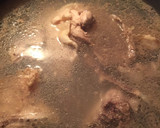 Foto del paso 1 de la receta: Fácil y Nutritiva Sopa de pollo y huevos para el alma💝