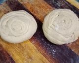 A picture of step 5 of Roll paratha in desi ghee.