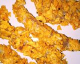 Foto langkah ke 4 dari resep Dorito Chiken Fingers.