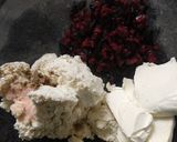 Foto del paso 1 de la receta: Dip de requesón y arándanos