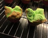 Foto langkah ke 9 dari resep Bolu kukus mekar mudah dan simple.