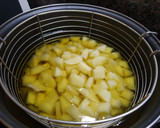 Foto del paso 1 de la receta: Salchichas con patatas a la cerveza