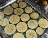 Foto del paso 3 de la receta: Pizzetas de zapallo italiano