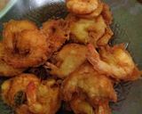 Foto langkah ke 5 dari resep Udang Goreng Tepung Telor.