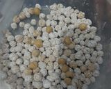 Hình bước làm 2 của món Trân châu đường đen nhà làm