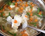 Foto langkah ke 7 dari resep Sop Tahu Jamur Putih.