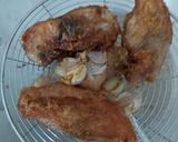 Foto langkah ke 3 dari resep Ayam goreng bawang putih.