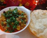 A picture of step 6 of Aloo chana masala.