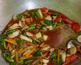 Foto langkah ke 5 dari resep Mie Goreng Tumis.