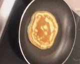 A picture of step 6 of Fluffy pancake.