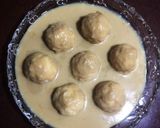 A picture of step 8 of Sweet Bread Balls.