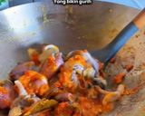 Foto langkah ke 3 dari resep Tumis Cumi Tinta Hitam.