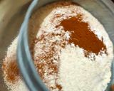 A picture of step 2 of Carrot and apple cake.