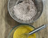 Foto langkah ke 1 dari resep Banana Chocolate bread.