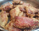 Foto del paso 5 de la receta Pimientos rellenos de bacalao con salsa de tomate y pimientos